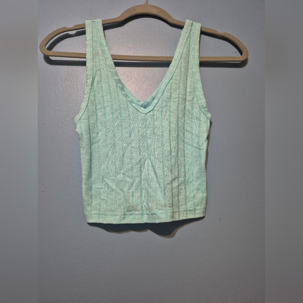 NOBO Light Mint Ribbed V-Neck Tank - Picture 2 of 4